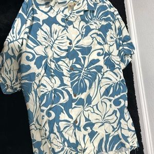 hawaiian button up